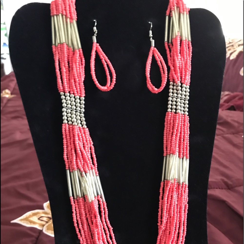 Fashion Necklace and earrings.